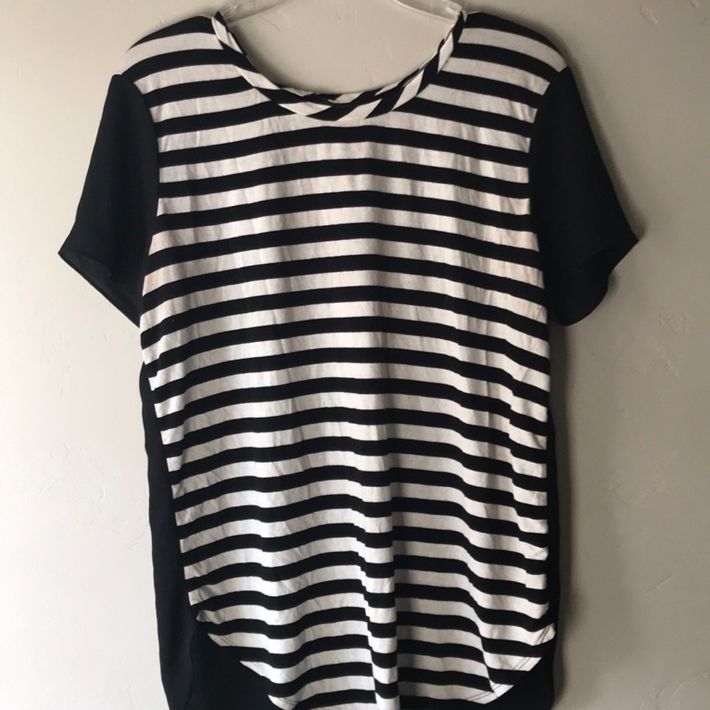 Black and white striped T-shirt